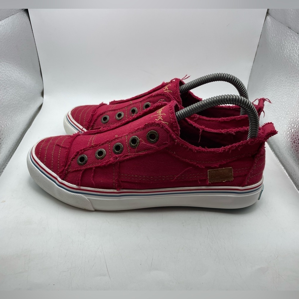 Blowfish Malibu Red distressed Canvas Sneakers women’s 8.5
